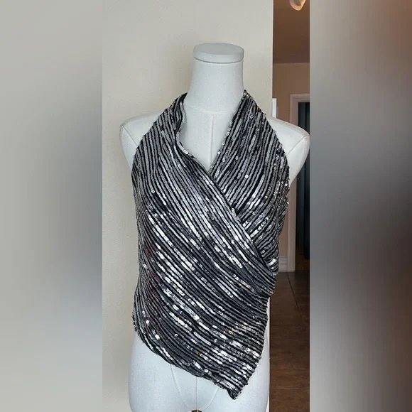 ZARA Black and Silver Sequin Halter Top size small - Picture 6 of 9
